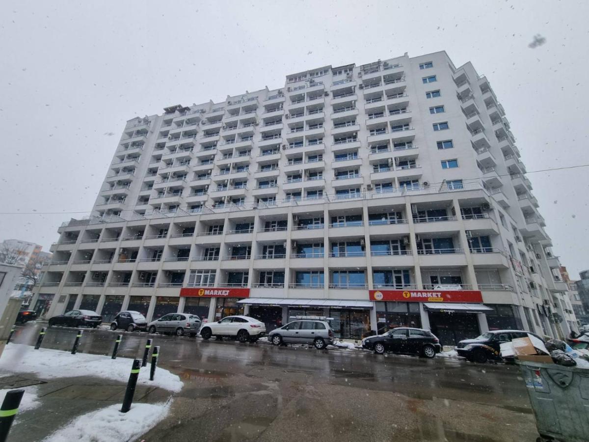 Huge Apartment With A Parking Space In The Same Building Софія Екстер'єр фото